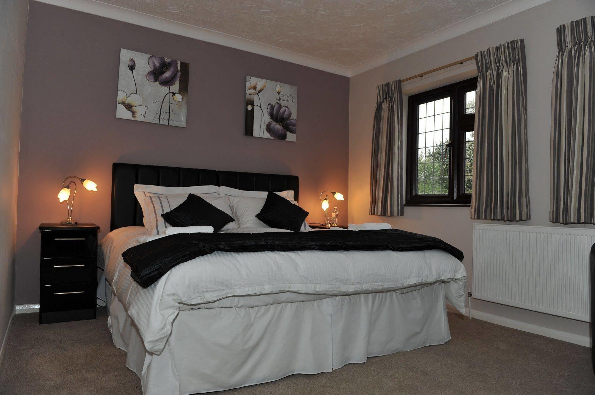 Linden Bed & Breakfast Hillington Exterior photo